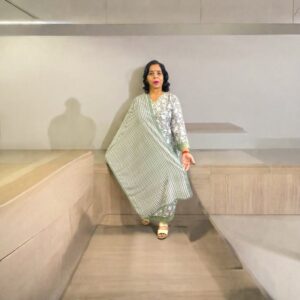 Women suit